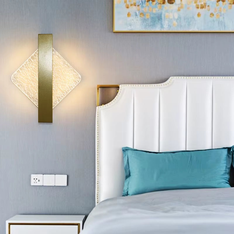 Luxurious LED Wall Lamp Acrylic Modern LED Indoor Wall Light Nordic Sconce Lamp Bedroom Living Room Bedside Light AC85-265V