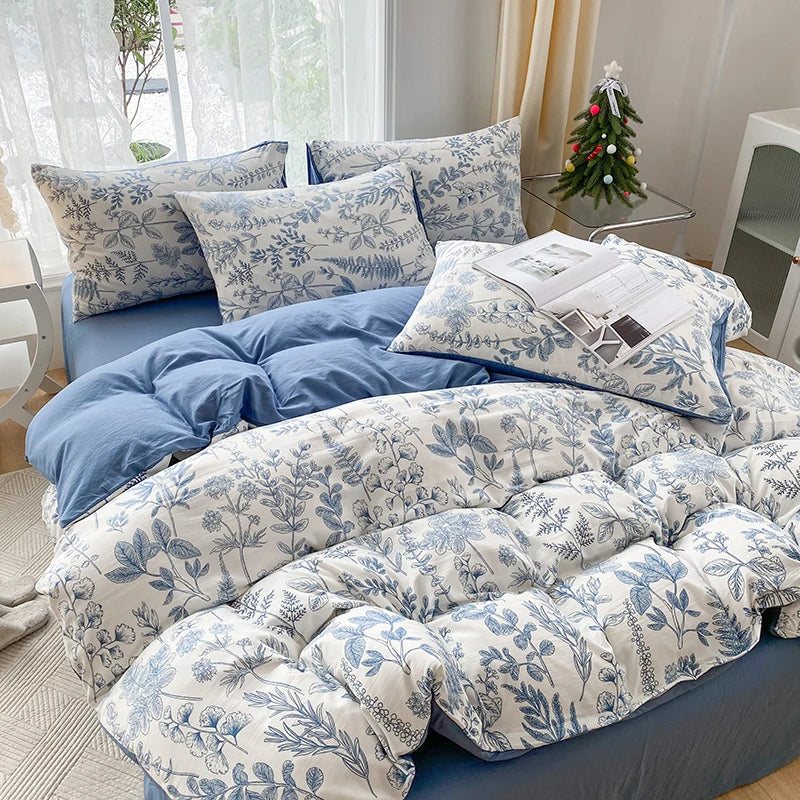 3-Piece Heart & Floral Print Duvet Cover Set – Cartoon Style Bedding for Bedroom (No Padding)