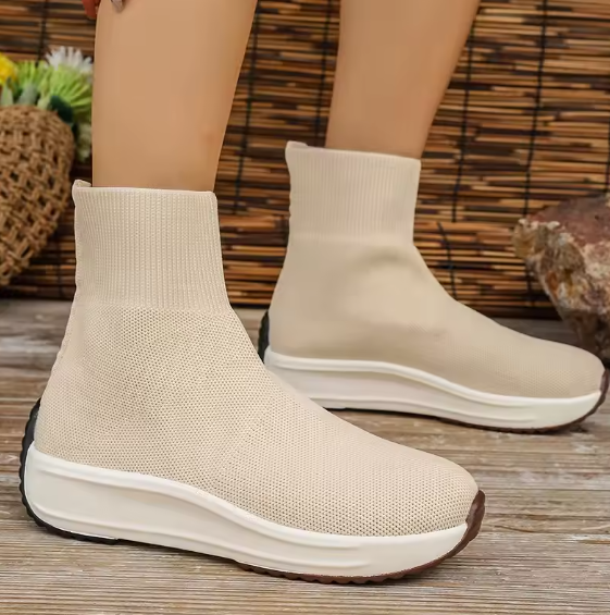 Women’s Sporty Knit Sock Chelsea Boots – Mesh Slip-On Flat Platform Walking Shoes (Sizes 35–43) BRANDED