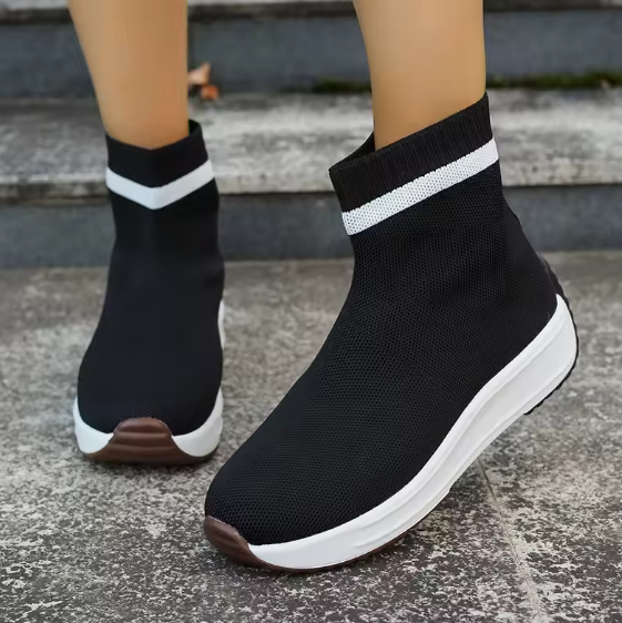 Women’s Sporty Knit Sock Chelsea Boots – Mesh Slip-On Flat Platform Walking Shoes (Sizes 35–43) BRANDED
