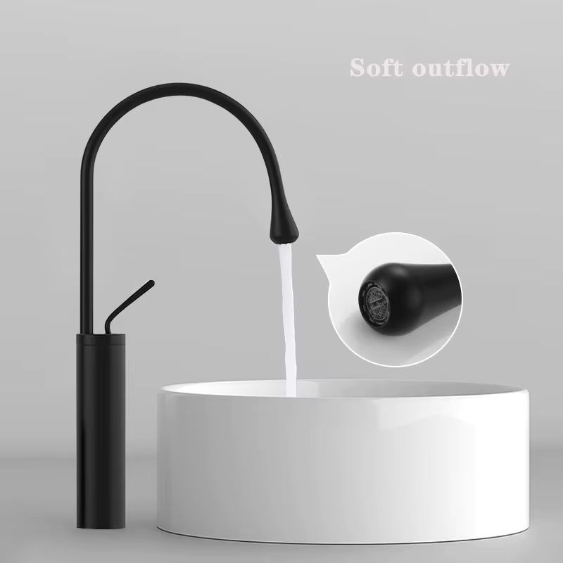 Pull-Out Stream Sprayer Kitchen Mixer Tap – Matte Black Deck Mounted