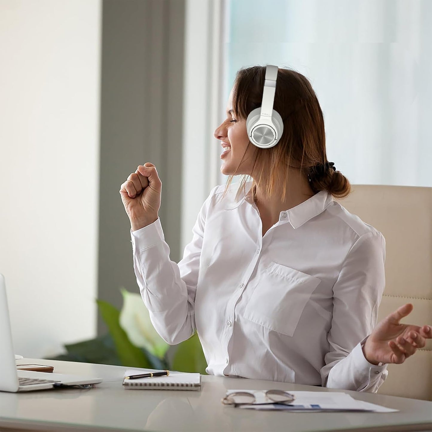 Hybrid Active Noise Cancelling Wireless Headphones, Multiple Modes, 60H Playtime, Hi-Res Audio Bluetooth Headphones (White, U35)
