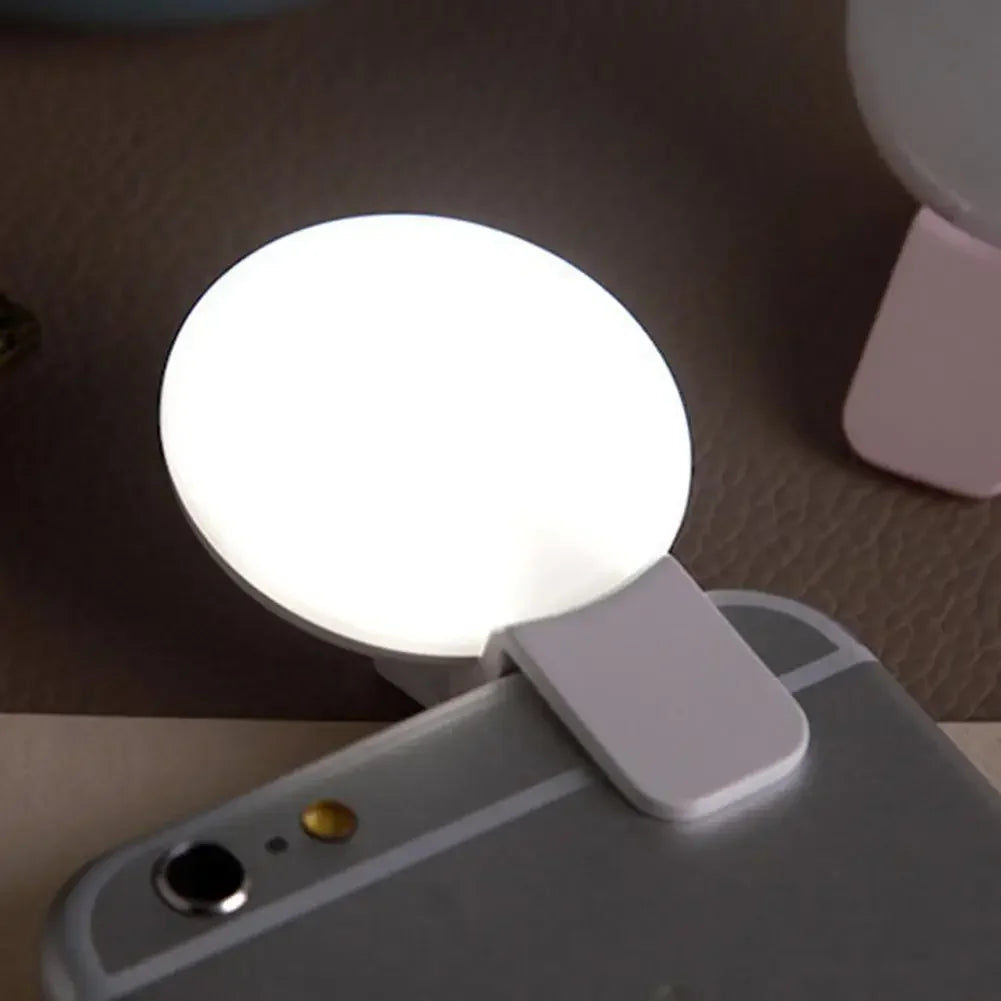 Portable Mini LED Selfie Ring Light – 3-Stop Dimming Circle Clip-On Light for Perfect Photography & Video