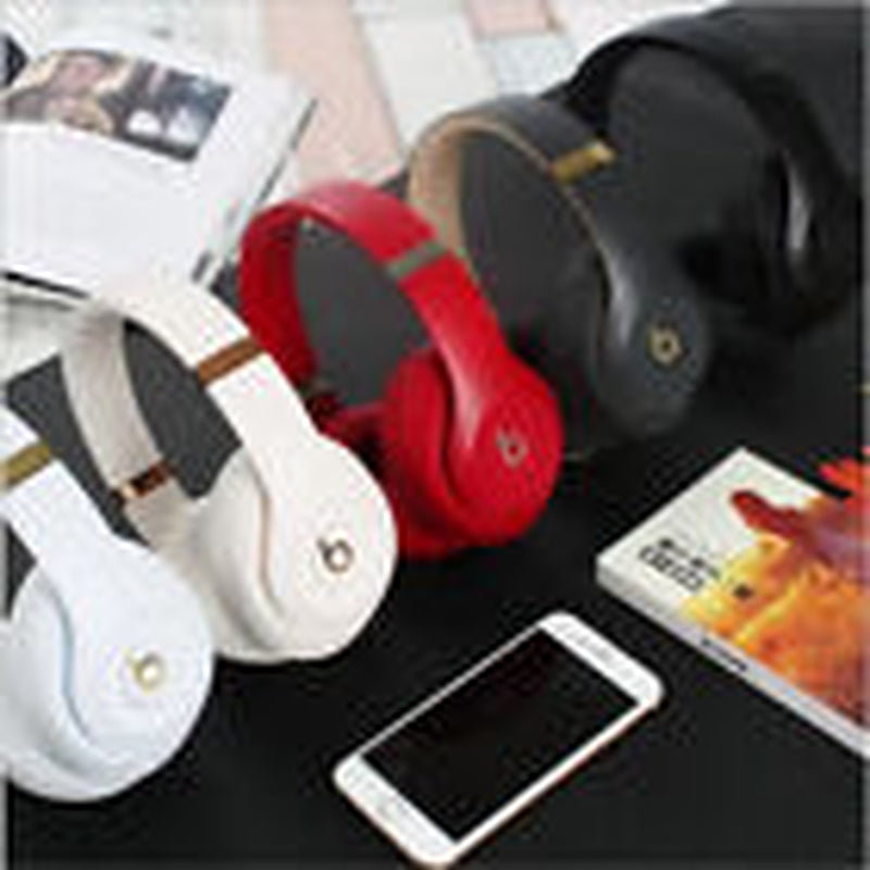 Degraded Version Beats by Dre Solo On-Ear Wireless Headphones