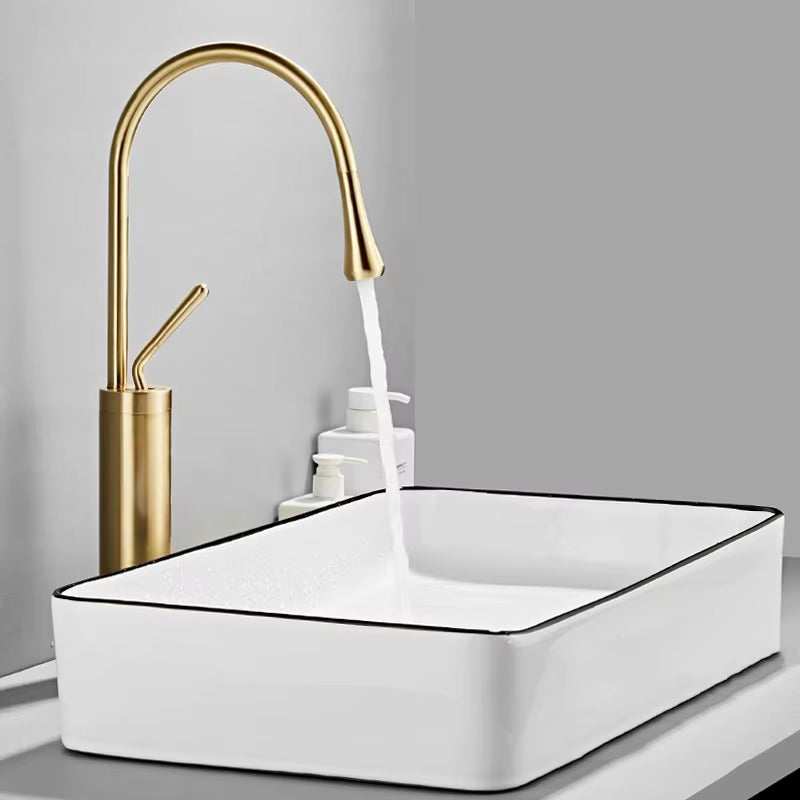 Pull-Out Stream Sprayer Kitchen Mixer Tap – Matte Black Deck Mounted
