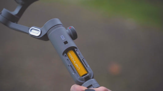 Smart Xpro Smartphone 3 Axis Gimbal Stabilizer for Iphone and Android Smartphone Shooting Video with Fill Light Effect
