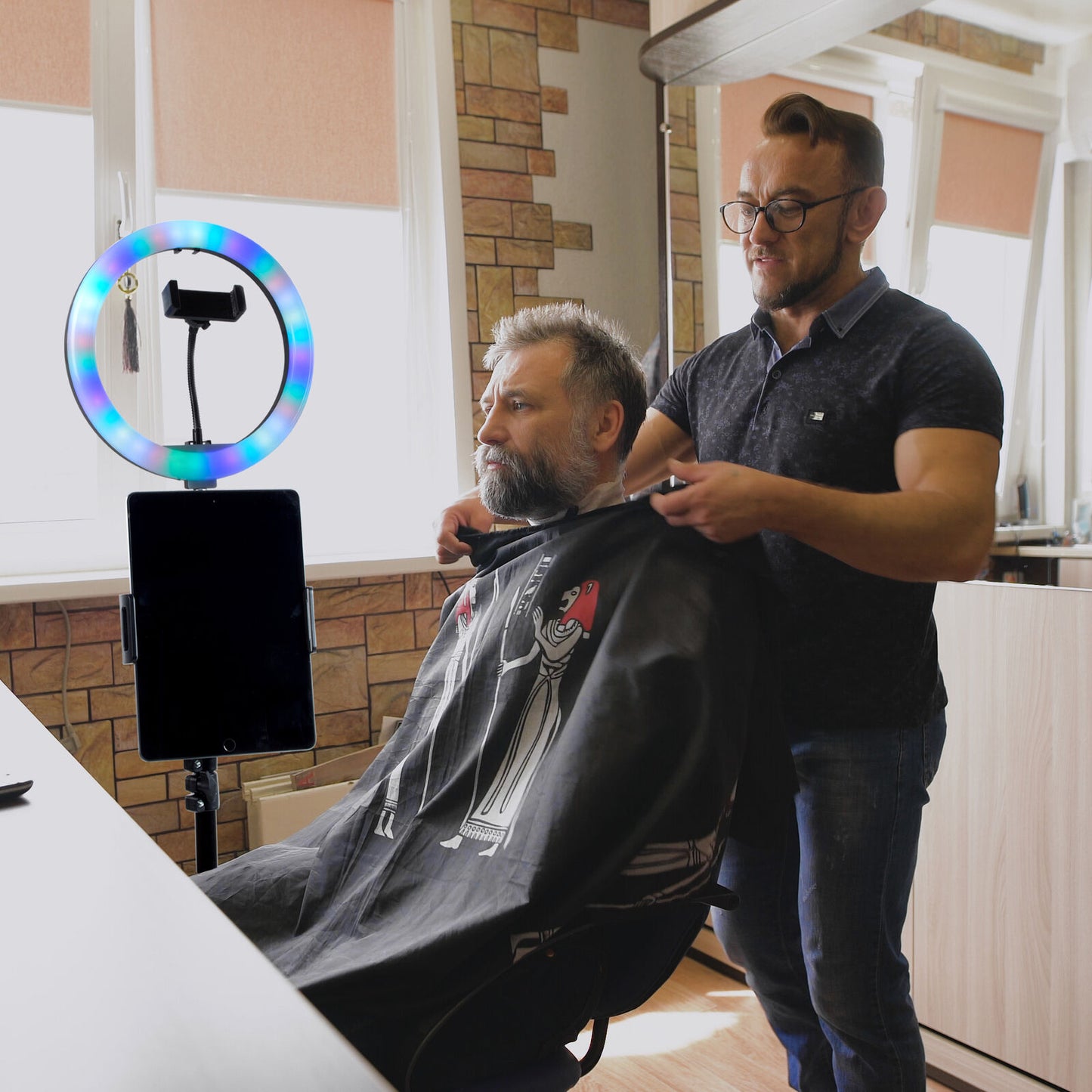 Selfie Light Free-Stand Phone/Tablet Holder Adjustable Height Foldable