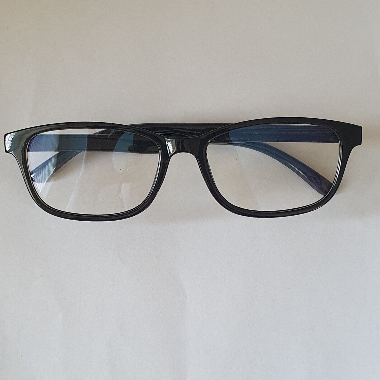 Unisex Clear Lens Glasses – Fashionable Geek Eyewear for Men, Women, and Kids in Black Frame