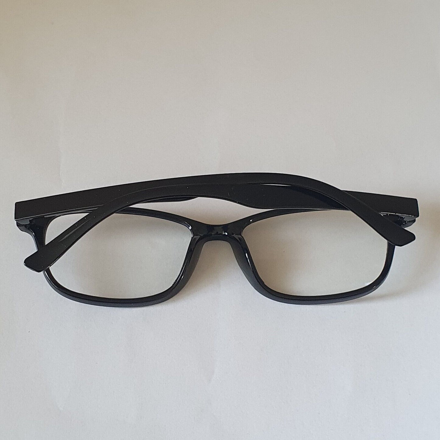 Unisex Clear Lens Glasses – Fashionable Geek Eyewear for Men, Women, and Kids in Black Frame