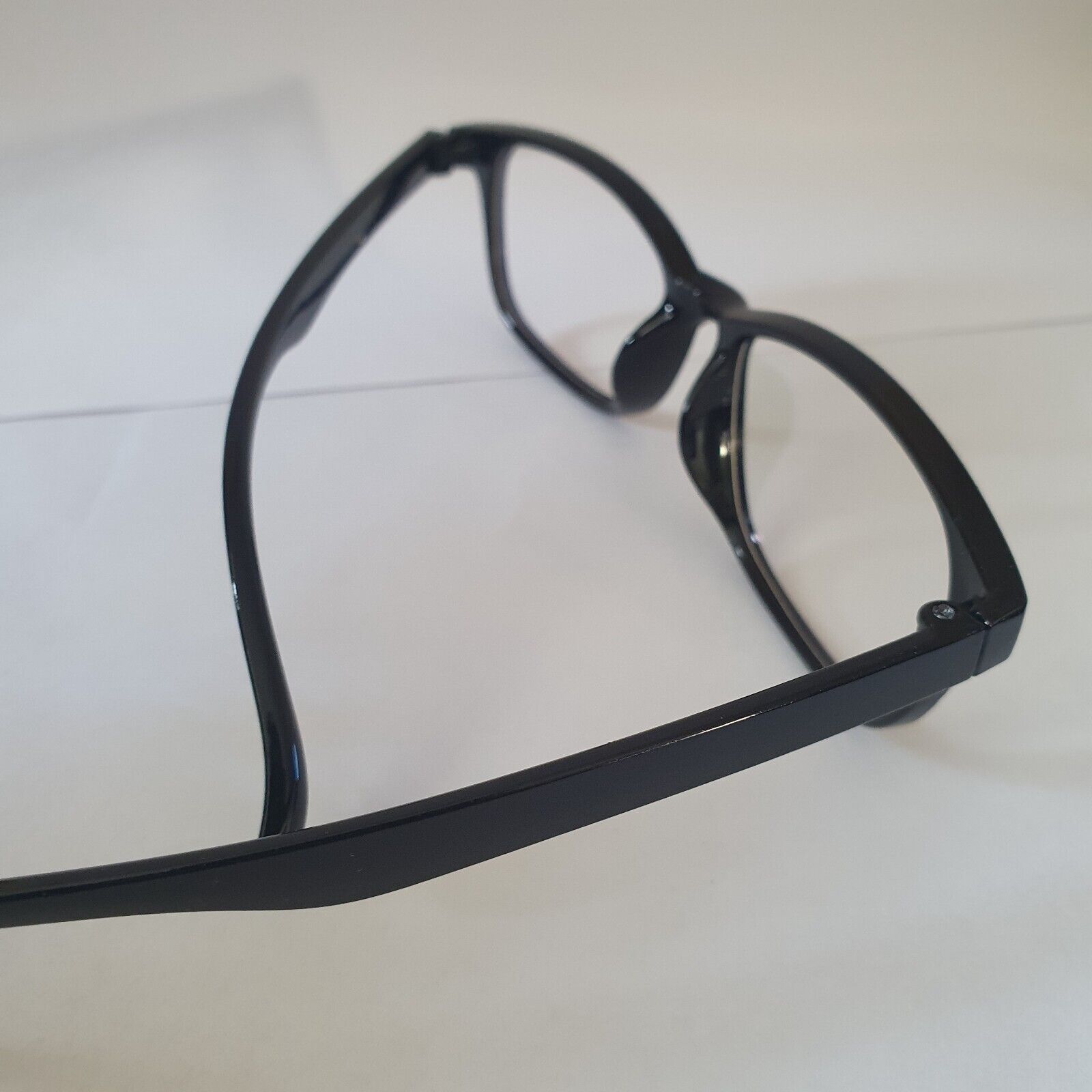 Unisex Clear Lens Glasses – Fashionable Geek Eyewear for Men, Women, and Kids in Black Frame