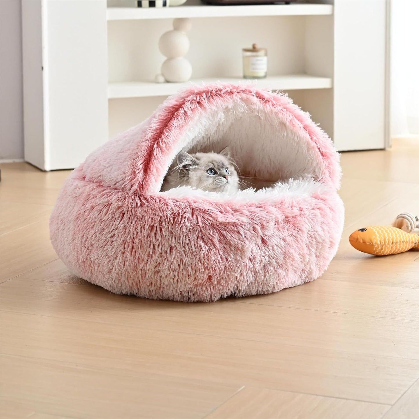 Cozy Igloo Pet Bed – Washable Fleece Pyramid House for Cats and Dogs, Non-Slip Base