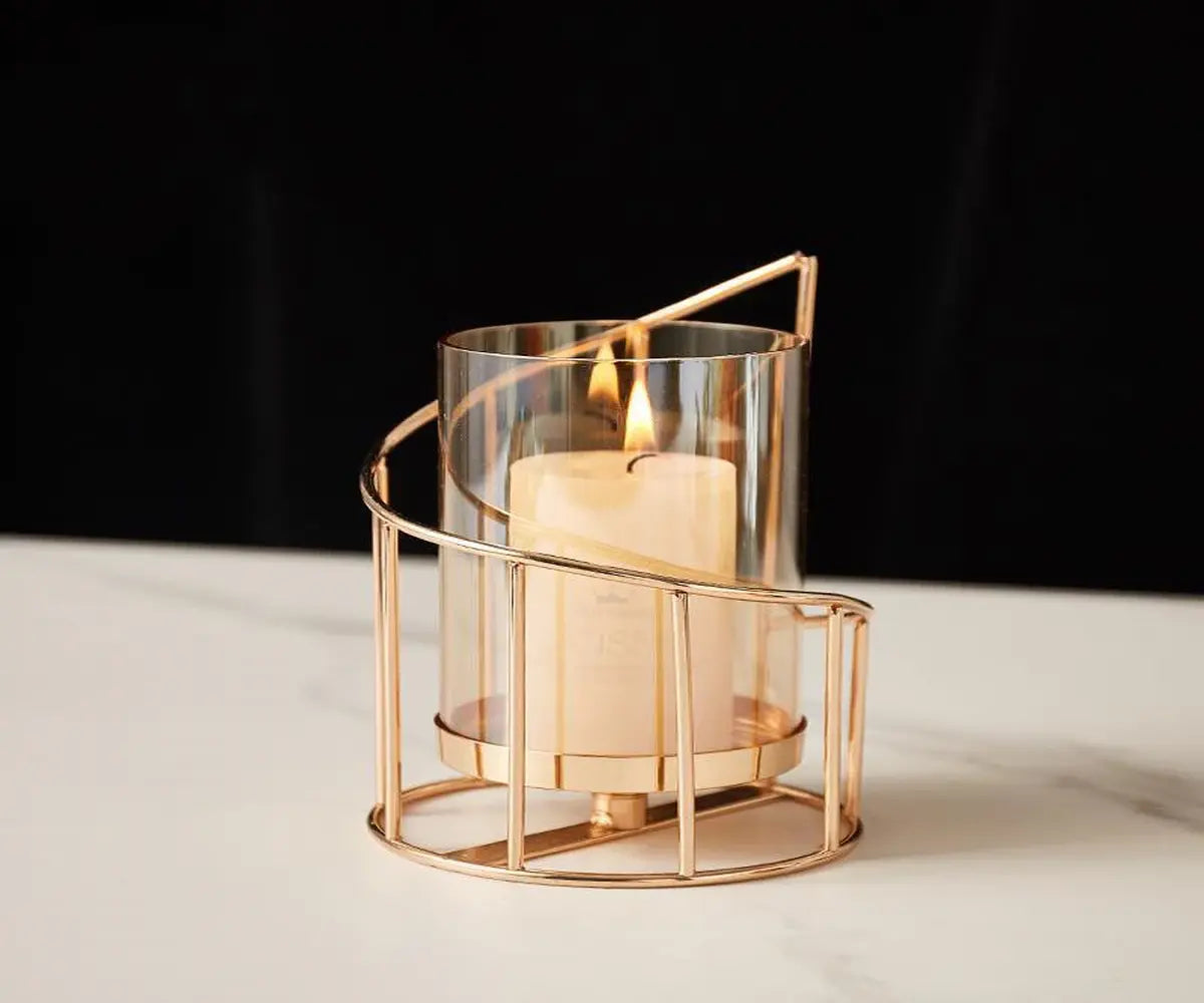 Embrace Elegance: Nordic Romantic Gold Plate Candle Holder Crafted from Wrought Iron for Timeless Ambiance