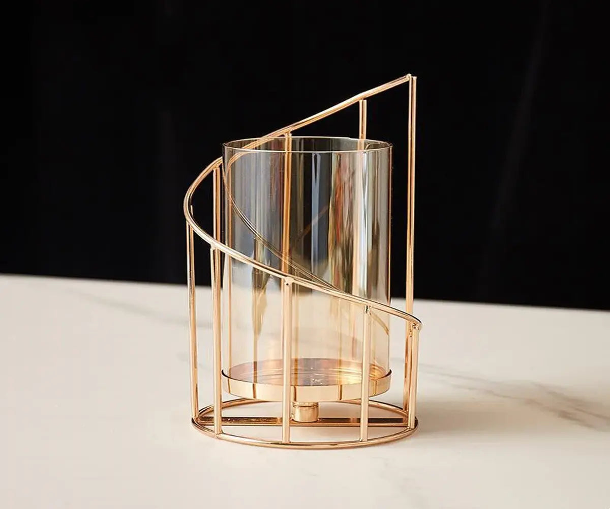 Embrace Elegance: Nordic Romantic Gold Plate Candle Holder Crafted from Wrought Iron for Timeless Ambiance