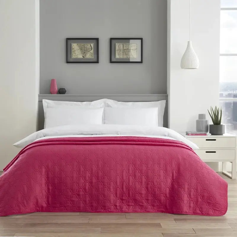 Carlann Polyester Abstract Bedspread - DynamicDrop Hub