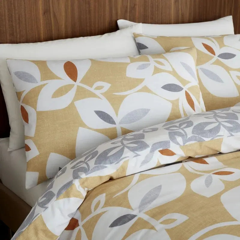 Inga Leaf Reverisble Duvet Cover Set with Pillowcases - DynamicDrop Hub