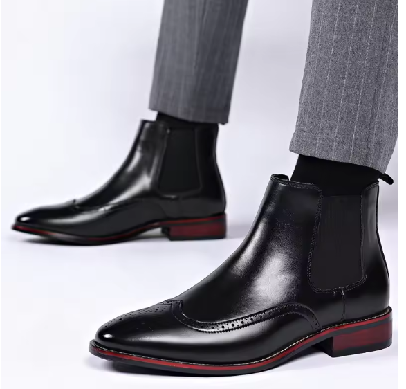 Men's Classic Retro Chelsea Boots – Brogue-Inspired British Style Ankle Dress Boots for Casual & Business Wear Move Chain