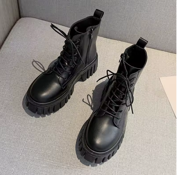 Women’s Leather Outdoor Boots – Non-Slip Walking Shoes with Soft Sole Comfort & Casual Fashion Style BRANDED