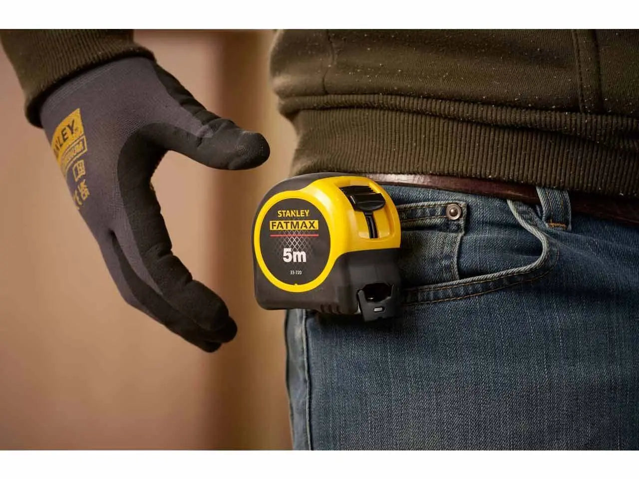 Stanley STA033720 Fatmax Tape Measure 5M 32Mm Width Measuring Metric Only - DynamicDrop Hub