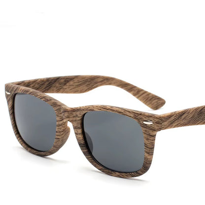 Plastics Wood Bamboo Sunglasses Men Women Classic Fashion UV400 Vintage Driving Sun Glasses Black Fishing Eyewear