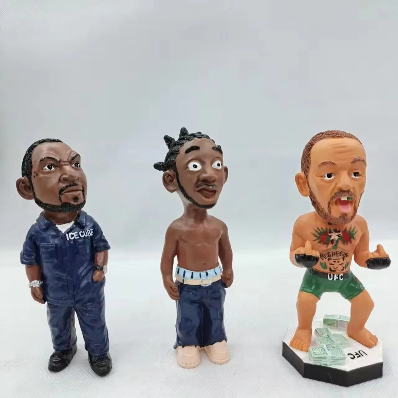 Creative Rap Funny Singer Statue – Resin Crafts for Home & Garden Décor | Desktop Ornaments & Art Décor