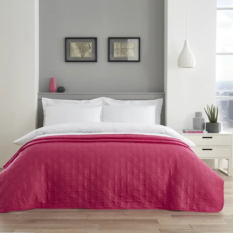 Carlann Polyester Abstract Bedspread